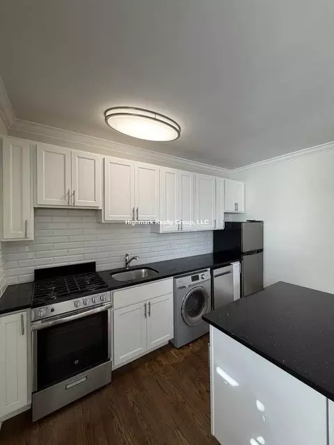918 Green Bay Rd #C3, Winnetka, IL 60093