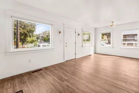915 Civic Center Dr, Oceanside, CA 92054 photo 10
