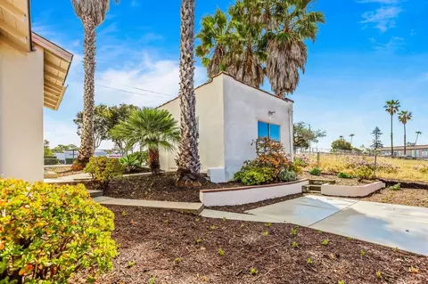 915 Civic Center Dr, Oceanside, CA 92054 photo 25