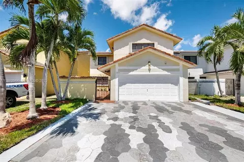 15157 SW 95th St #15157, Miami, FL 33196