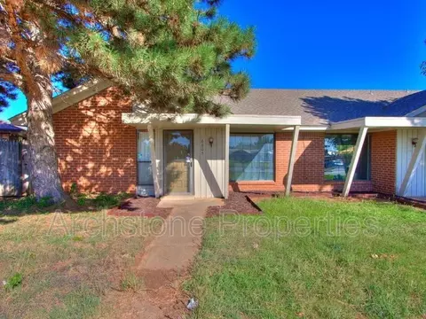 6605 Lyrewood Ln, Oklahoma City, OK 73132