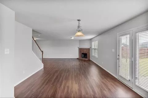 2048 Stagecoach Trl #NA, Heartland, TX 75126