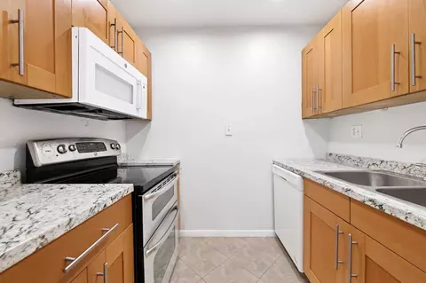 4276 NW 89th Ave #205, Coral Springs, FL 33065