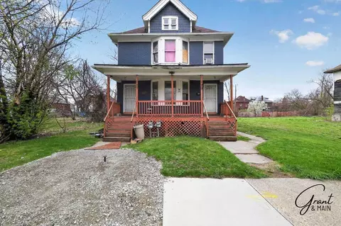 127 W Buena Vista St, Highland Park, MI 48203