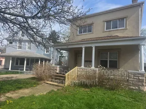 3816 Upper, Cleveland, OH 44109