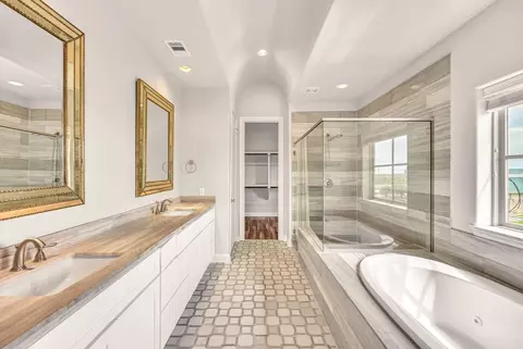 9644 Knight Rd, Houston, TX 77045
