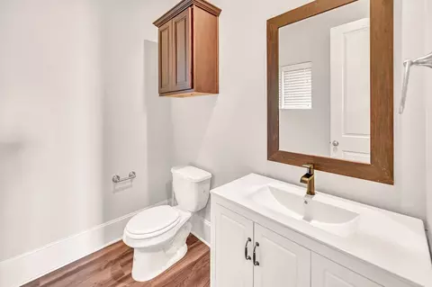 9644 Knight Rd, Houston, TX 77045