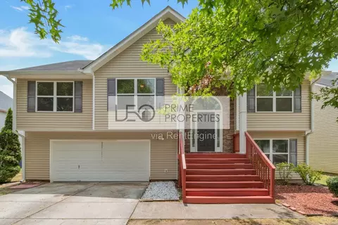 3168 Meadow Point Dr, Snellville, GA 30039