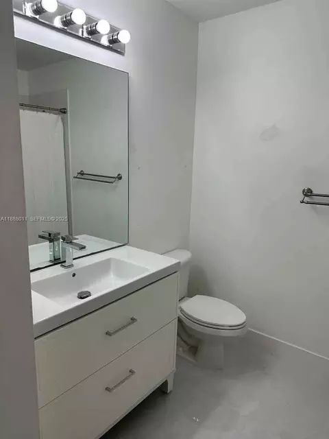 6444 NW 109th Ave, Doral, FL 33178
