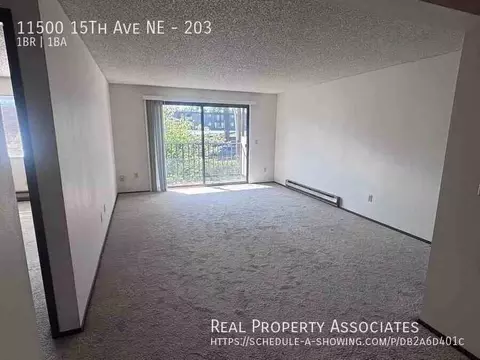 11500 15th Ave NE #203, Seattle, WA 98125