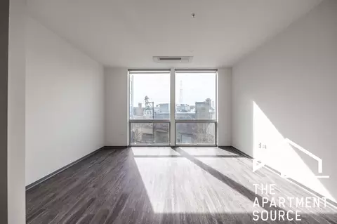 2340 N California Ave #309, Chicago, IL 60647