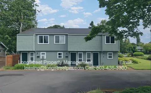 3211 SE Wake St #1, Milwaukie, OR 97222
