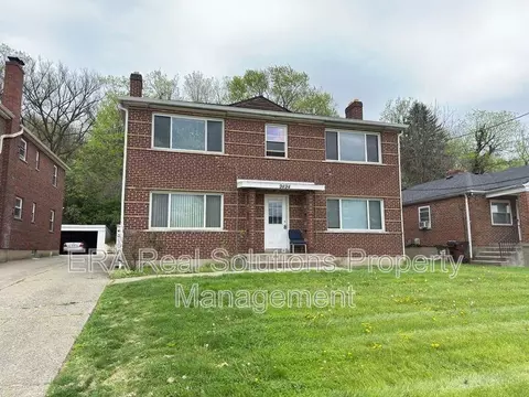 9494 Reading Rd, Evendale, OH 45215