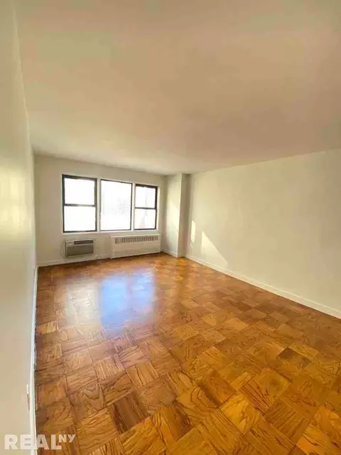 Undisclosed, New York, NY 10016
