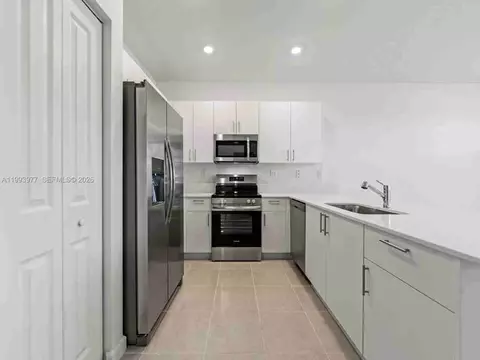 1533 SE 27th Rd, Homestead, FL 33035