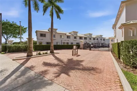 15720 SW 92nd Ave #5A, Palmetto Bay, FL 33157