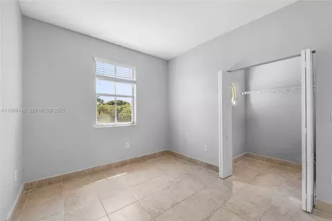 2302 NE 37th Ter #2302, Homestead, FL 33033