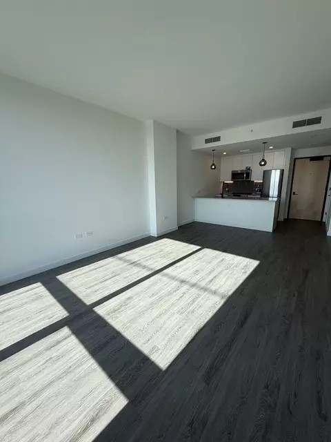 122 NW 19th St #A, Miami, FL 33136