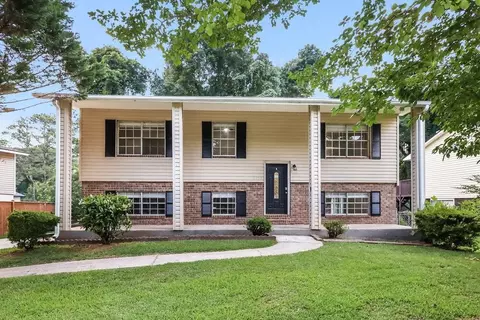 4522 Doral Dr SW, Atlanta, GA 30331