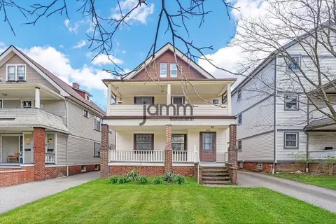 1695 Glenmont Rd, Cleveland Heights, OH 44118