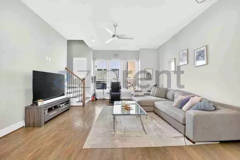 4906 Live Oak St #3, Dallas, TX 75206