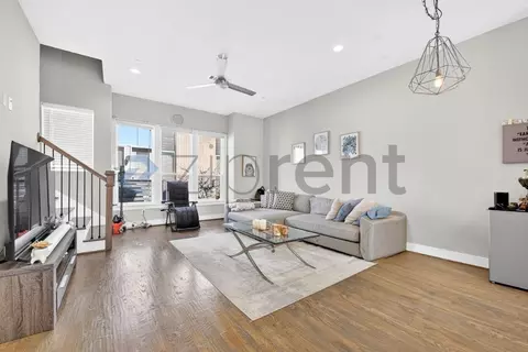 4906 Live Oak St #3, Dallas, TX 75206