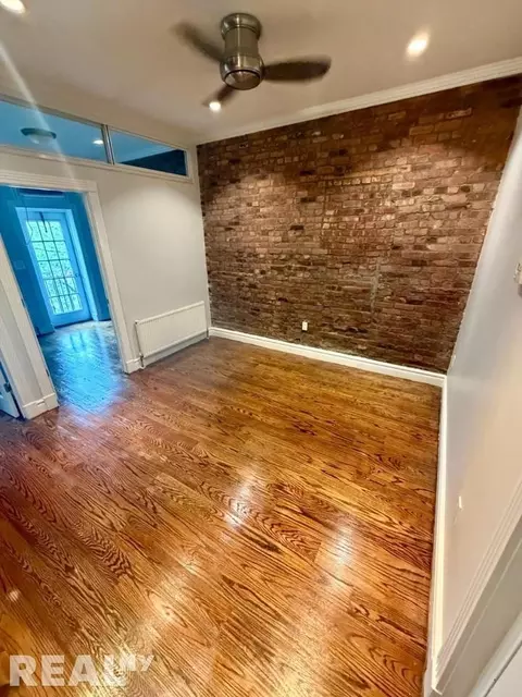 Undisclosed, New York, NY 10003