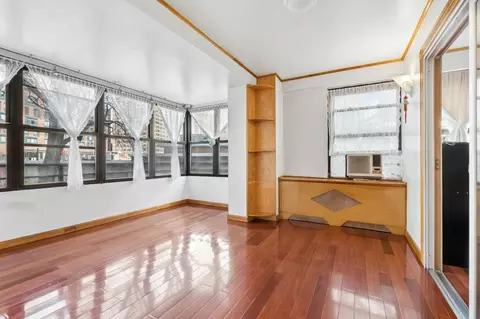 387 Grand St #K103, New York, NY 10002