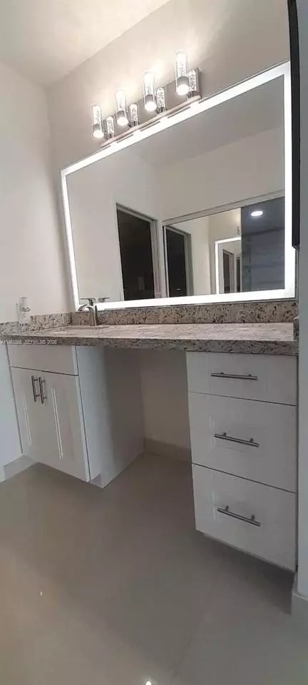 14728 Balgowan Rd, Hialeah, FL 33016
