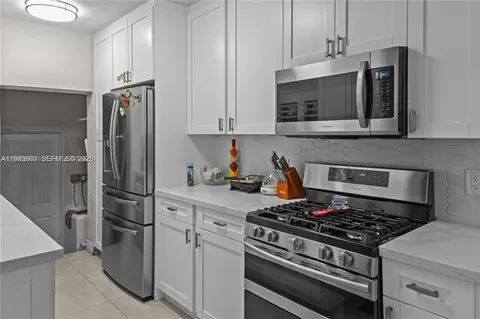 117 W 34th St, Hialeah, FL 33012
