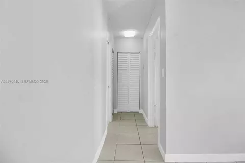 11740 SW 182nd Ter, South Miami Heights, FL 33177
