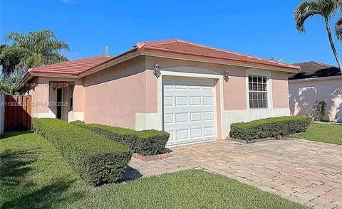 14530 SW 156th Ave, Country Walk, FL 33196