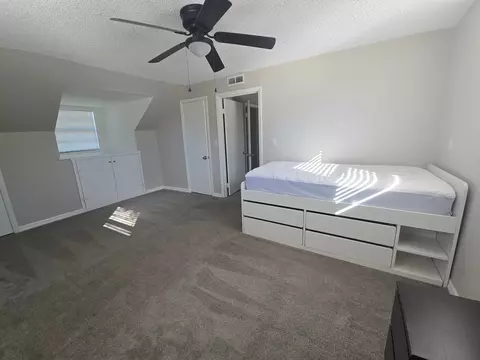 3796 139th Ave, Largo, FL 33771
