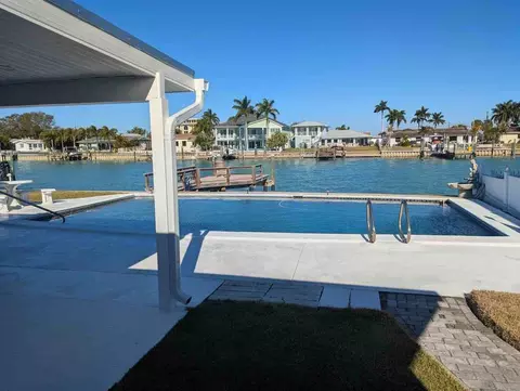 820 Capri Blvd #NA, Treasure Island, FL 33706