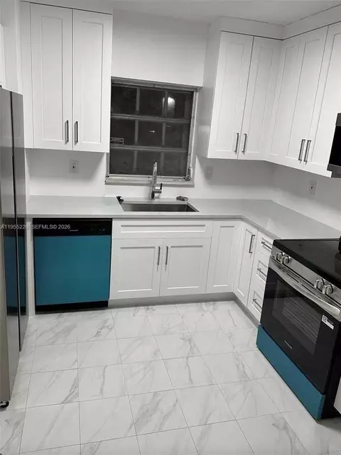 3115 N Palm Aire Dr #3115, Pompano Beach, FL 33069