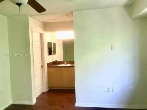 2991 NE 185th St #1702, Aventura, FL 33180