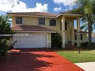 16852 SW 148th Ave, Richmond West, FL 33187