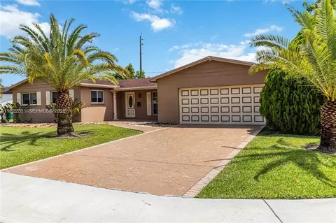 10260 SW 108th Pl #N, Miami, FL 33176