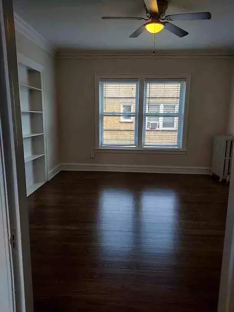 5740 S Stony Island Ave #CE, Chicago, IL 60637