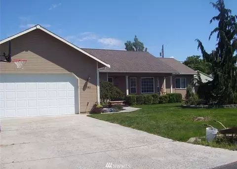 152 Ivy St NE, Ephrata, WA 98823