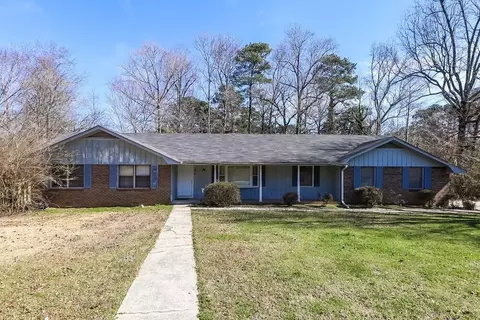 1210 Maple St SE, Conyers, GA 30013
