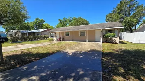 5347 Satsuma Dr, Zephyrhills, FL 33542