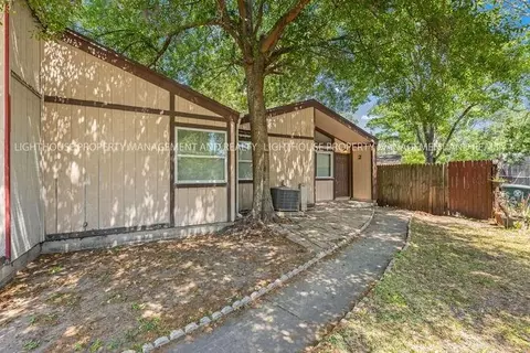 8033 San Jose Village Ln #2, Jacksonville, FL 32217
