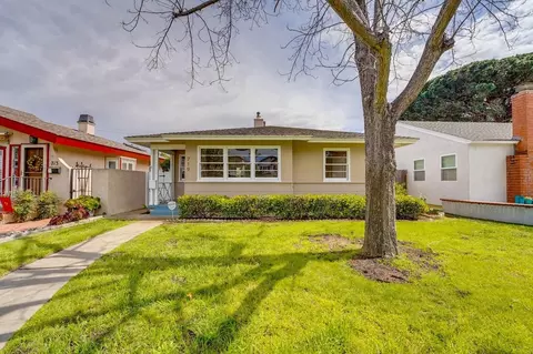 719 I Ave, Coronado, CA 92118 photo 2