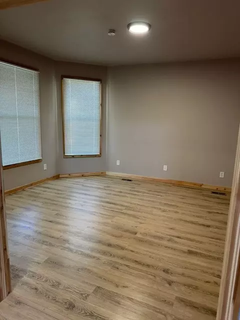 818 3rd Ave N, Great Falls, MT 59401