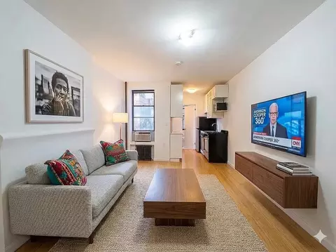 354 E 78th St #3A, New York, NY 10075