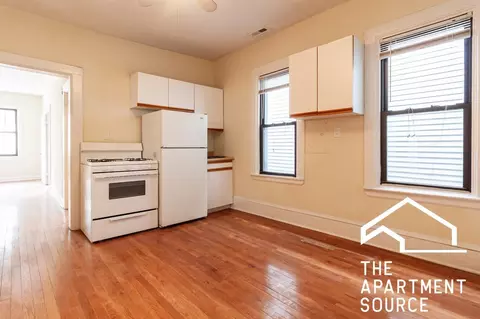 2254 N Southport Ave #2, Chicago, IL 60614