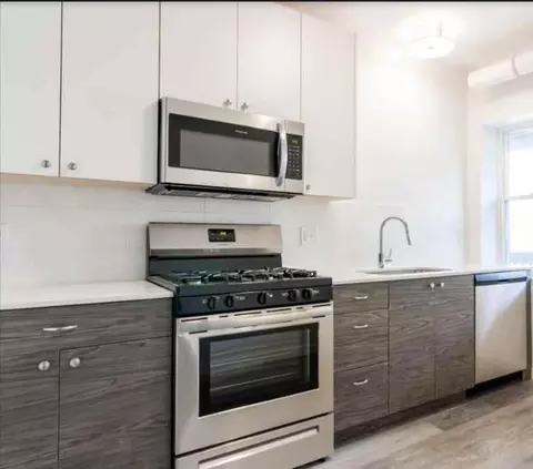 1704 W Glenlake Ave #1708-3, Chicago, IL 60660
