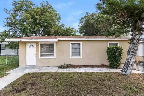 1036 W 32nd St, Riviera Beach, FL 33404