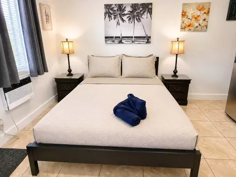 342 Van Buren St #1520235P, Hollywood, FL 33019
